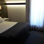 Le Relais Des Chateaux Forts מלון 3*