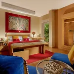 Le Relais Des Chateaux Forts Hotel