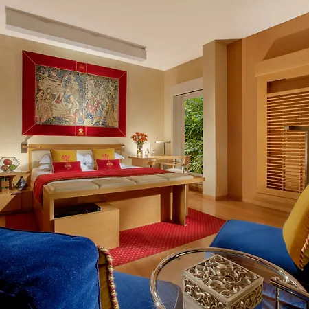 Le Relais Des Chateaux Forts Hotel