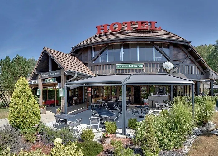 Le Relais Des Chateaux Forts Hotel 3*